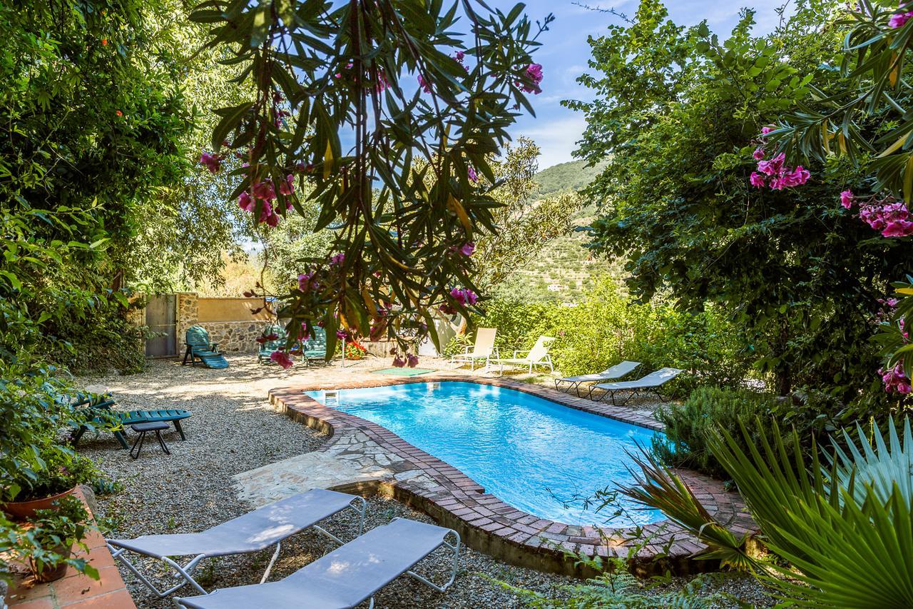 Casa Rural La Casa Del Bosque นาวากอนเซโค ภายนอก รูปภาพ
