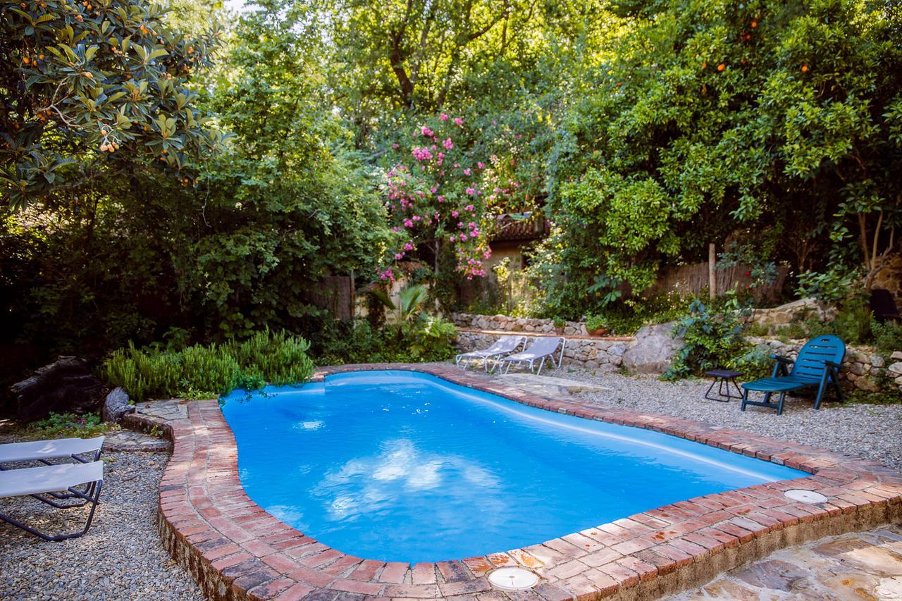 Casa Rural La Casa Del Bosque นาวากอนเซโค ภายนอก รูปภาพ
