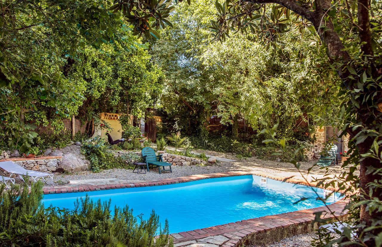 Casa Rural La Casa Del Bosque นาวากอนเซโค ภายนอก รูปภาพ